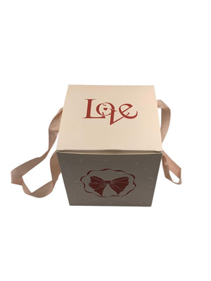 Only Gift Box With Roses Without Jewelry