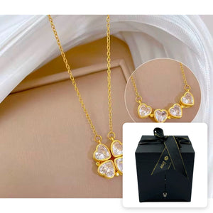 Korean Seashell Necklace · Gold-Plated